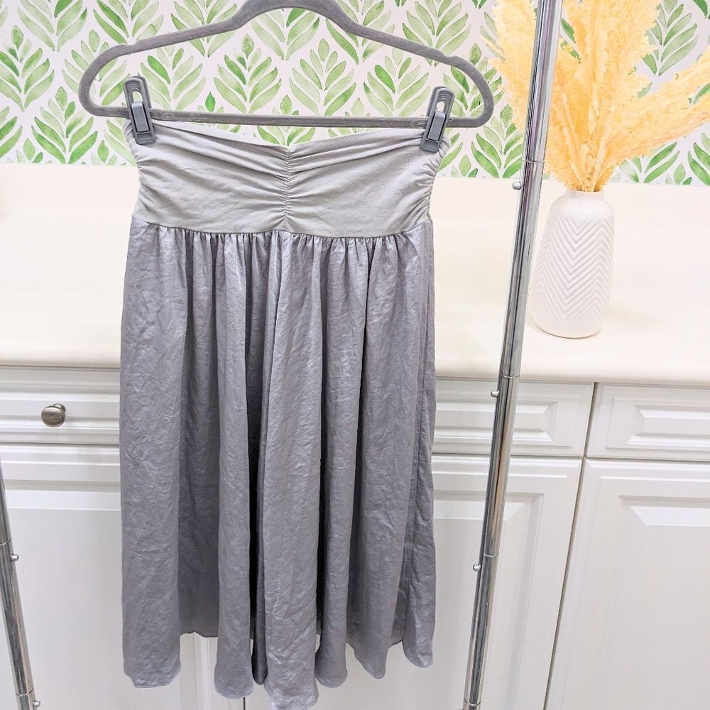 Grey Silver Cabi Knee Length Crepe Skirt medium Feminine Balletcore - Picture 2 of 7